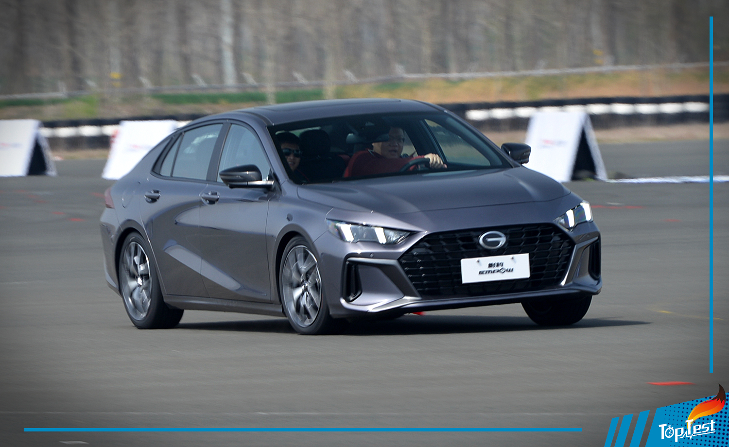 在这一项目中,empow55影豹表现出了良好的悬架支撑