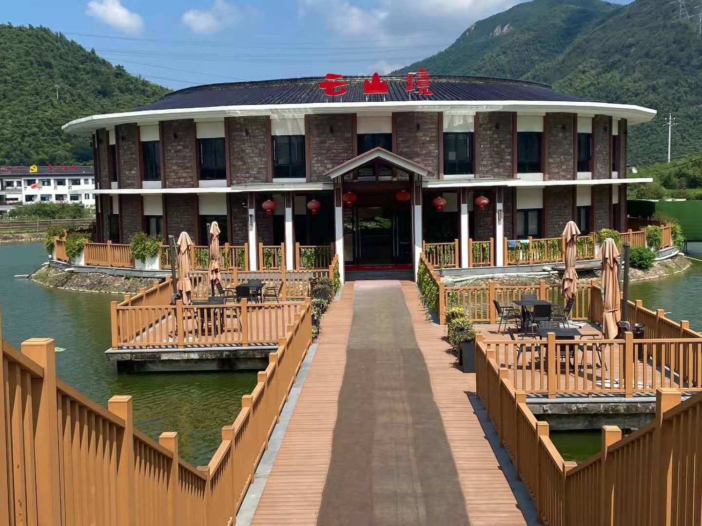 安吉云上草原【云山境】真实报道!---云山境火遍整个上海!附图文解析! 安吉云上草原【云山境】真实报道!---云山境火遍整个上海!附图文解析!