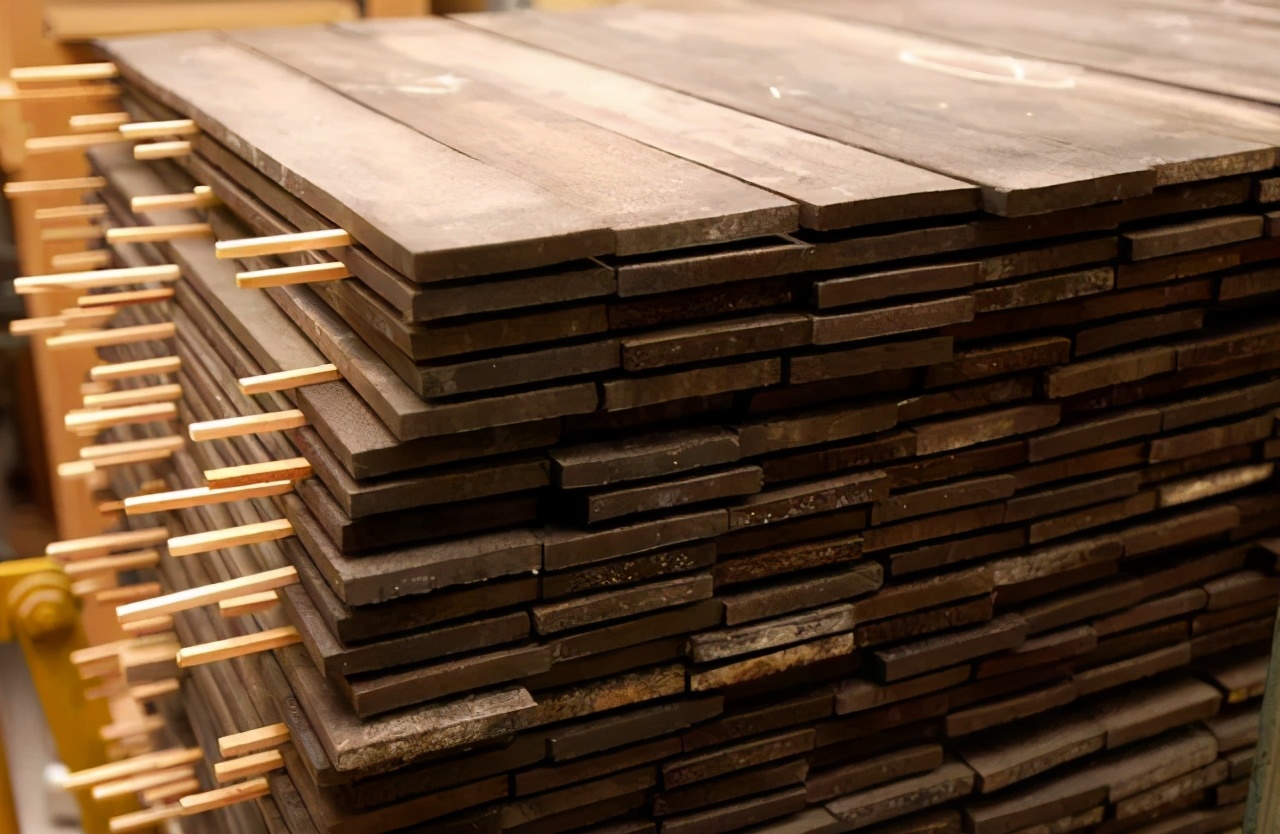 雅马哈吉他的生产流程大揭秘_木材