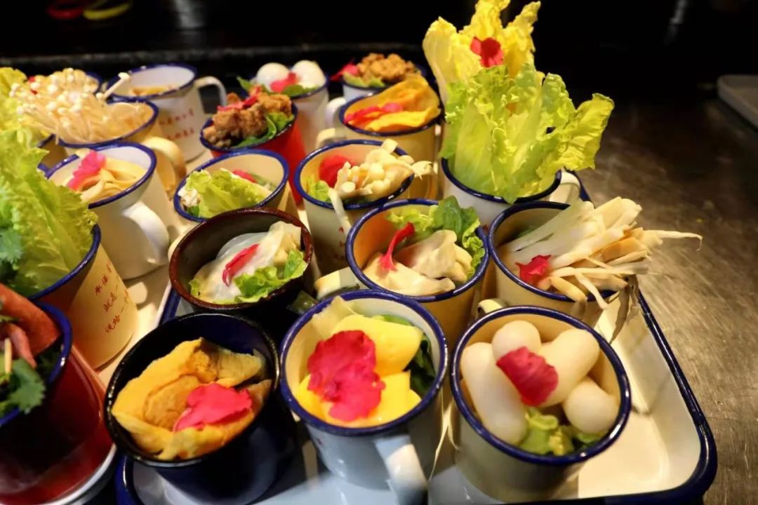 网红盅盅火锅来了凌小姐的火锅爆款新品上线带你解锁火锅新玩法