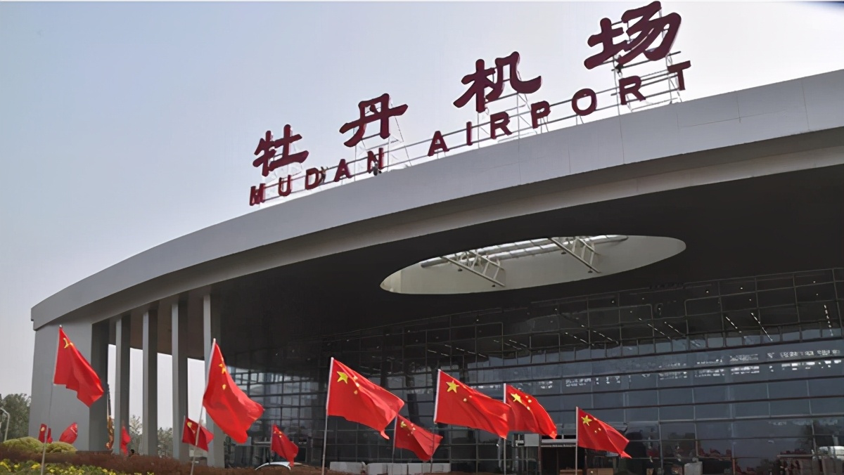 菏泽牡丹机场即将通航 龙池牡丹机场旗舰店在加快装修
