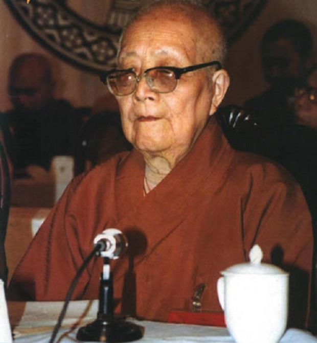 《印光法师文钞》,"苟能通身放下,则何处不是道场"之句令她如醍醐灌顶