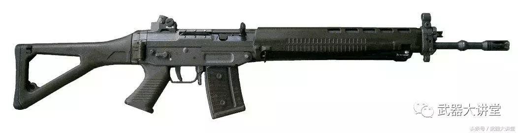 外号帅哥550 瑞士排名世界前十的突击步枪 弹匣