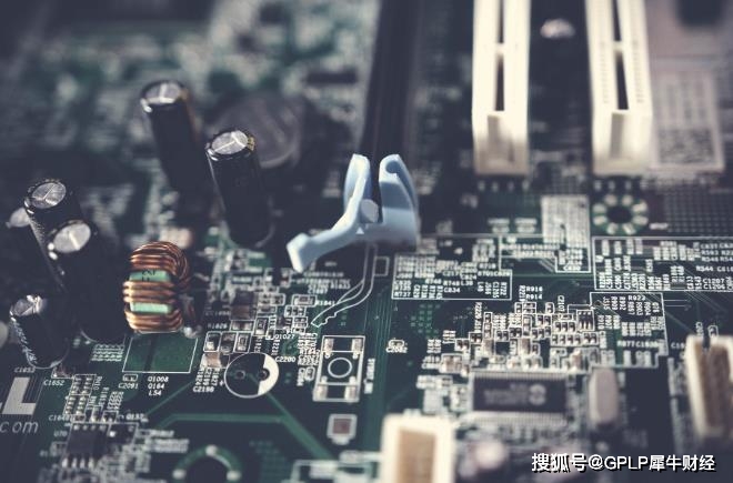 华海清科现金流长期吃紧 关联交易暴增占营收六