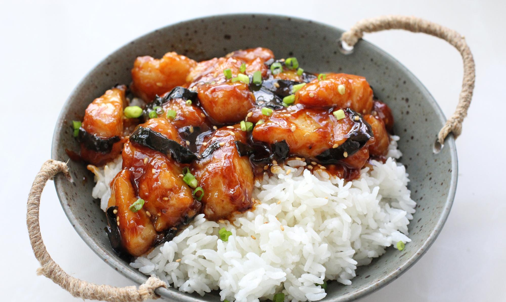 这鱼细嫩鲜美还没刺,十分钟搞定一份盖浇饭,大口吃实在太过瘾了