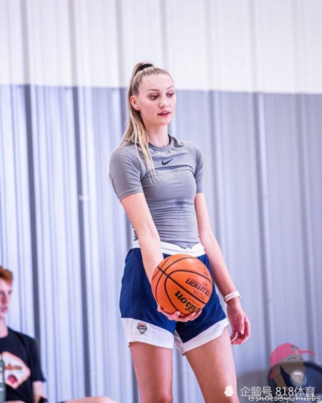 库里白人妹妹夺ncaa总冠军,肤白貌美1米93大长腿瞩目_brink