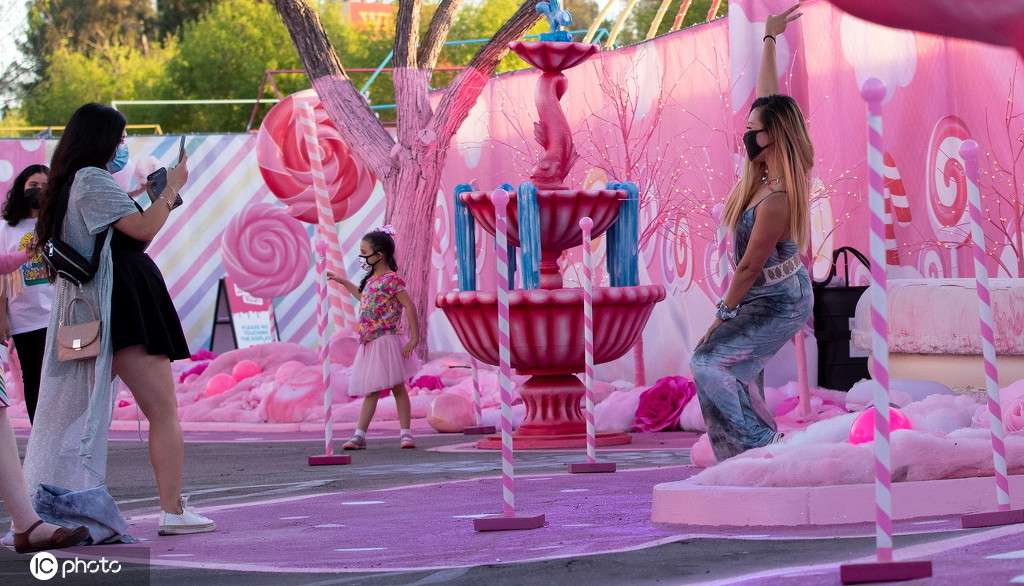 美国加州糖果主题公园甜蜜体验各类酷炫装置