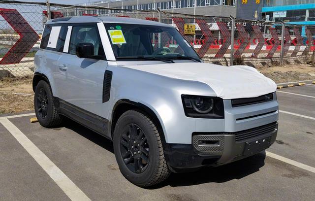 三门版终于来了路虎卫士90车型陆续到店