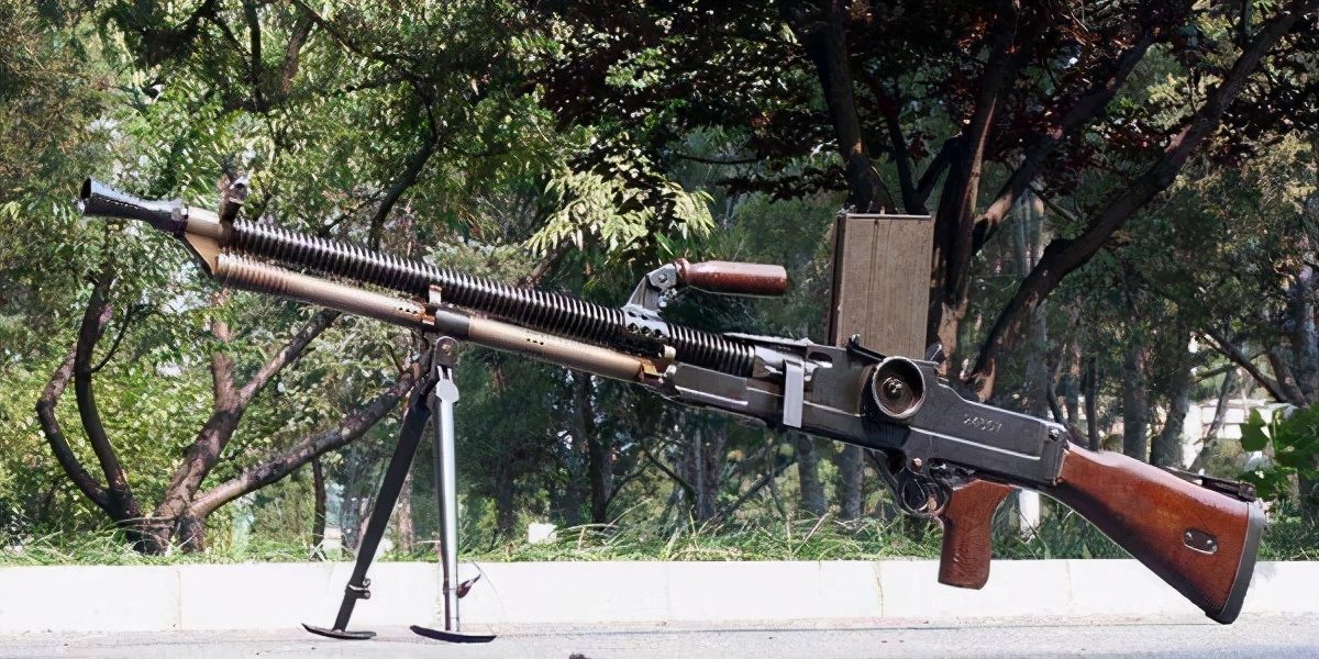抗战大明星,中国军民最喜欢的轻机枪——捷克zb