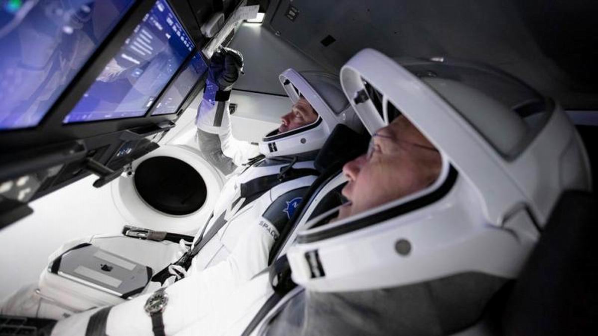 俄罗斯的埃隆·马斯克，研制七座飞船游太空，门票20万美元