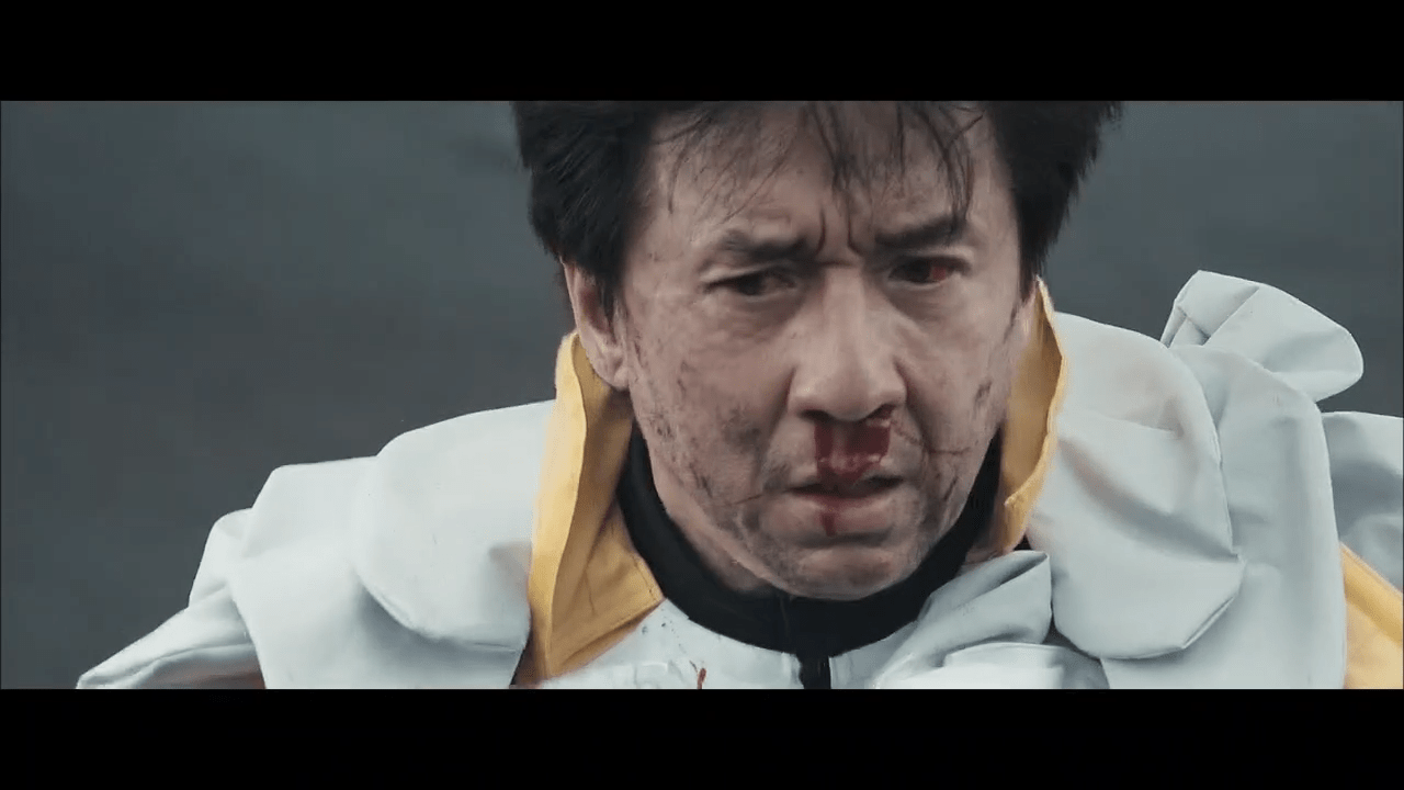 龙首被扔火山大哥冒死亡风险火山口抢回十二生肖铜首