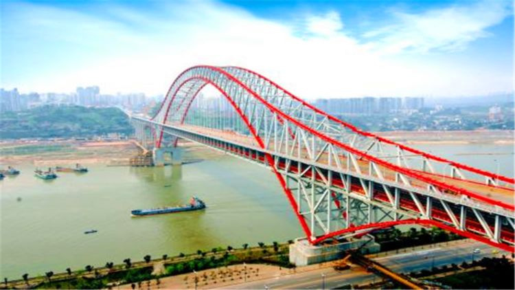 重庆最有牛的一座桥，创5项世界之最，如今是重庆著名的地标建筑