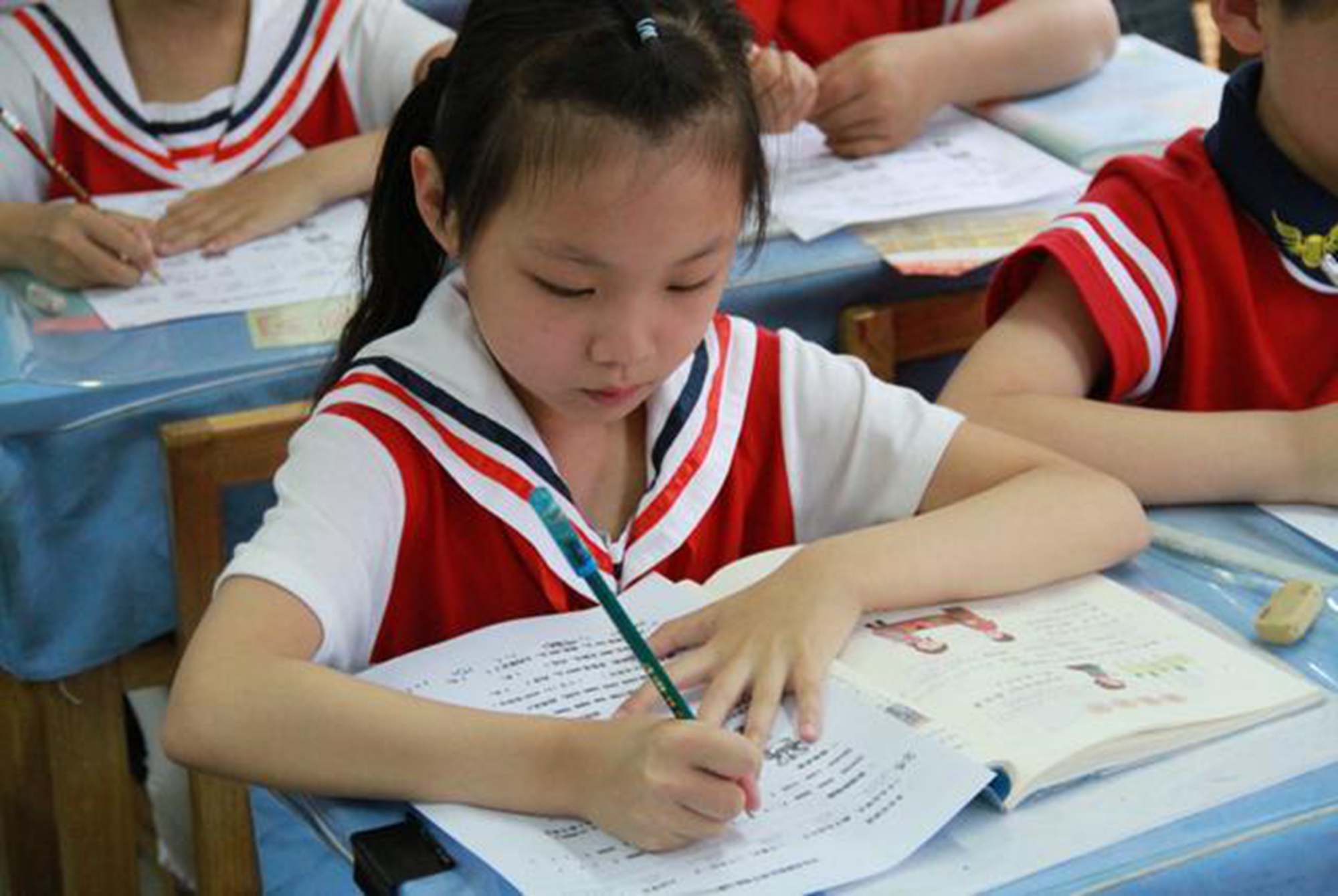 get孩子的情绪变化原因培养学生的应试方法,重视学生的学习习惯,直到