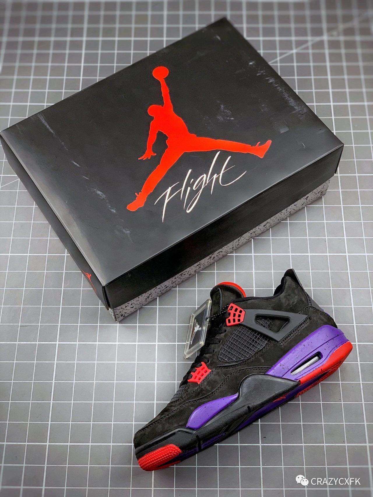 乔丹 aj4 黑紫猛龙篮球鞋 air jordan 4 retro raptors nrg 上脚