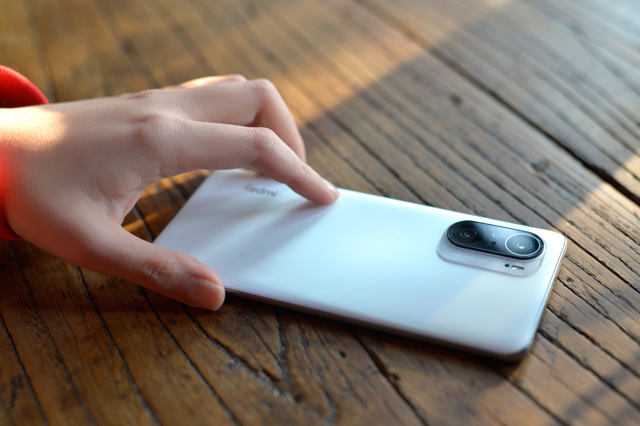 红米k40 pro系列全面现货,2799元版都有货了,值得出手吗?