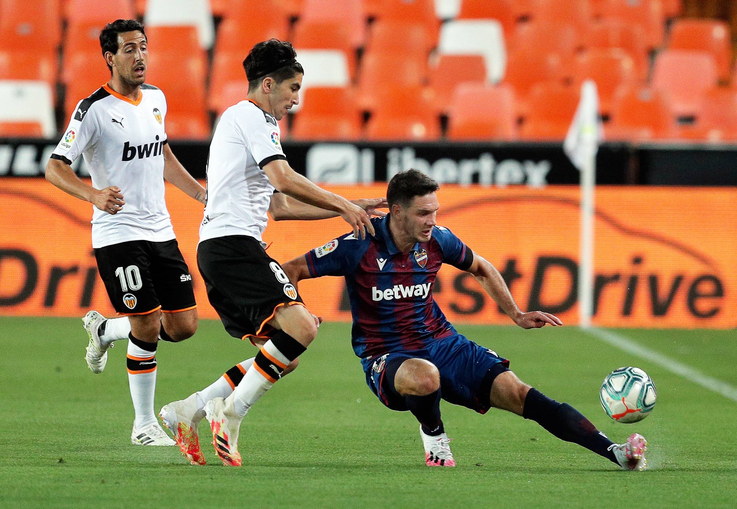 糖果总进球数巴伦西亚vs皇家社会罗马vs博洛尼亚