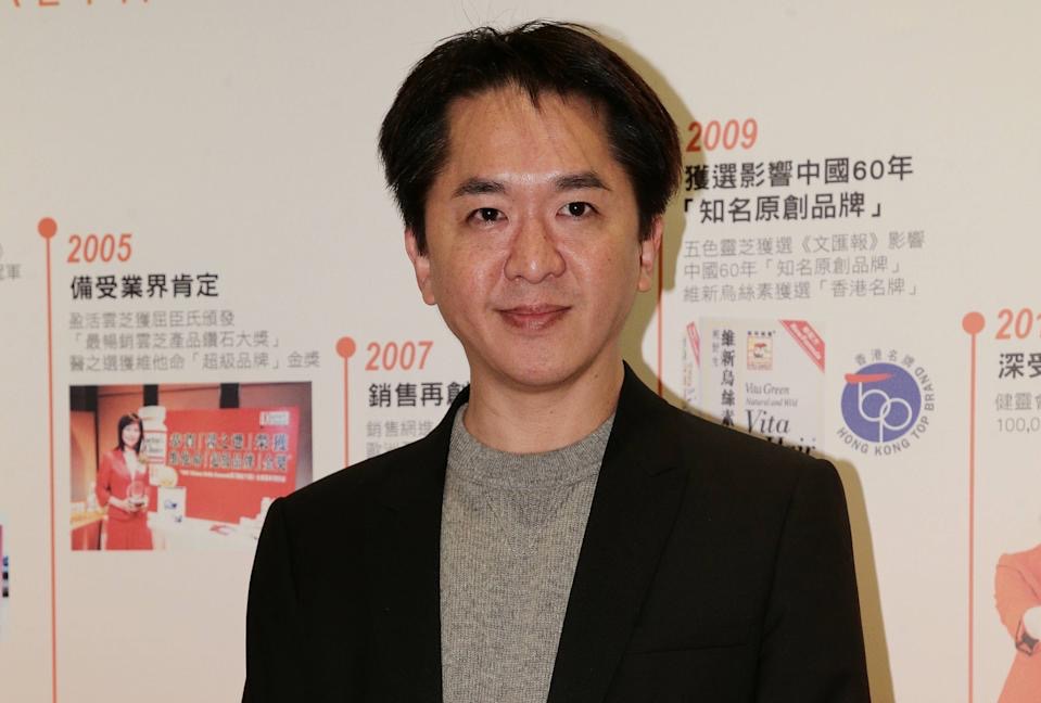 tvb前男星邓兆尊节目中被女星们公审,自称尊重女人_女友