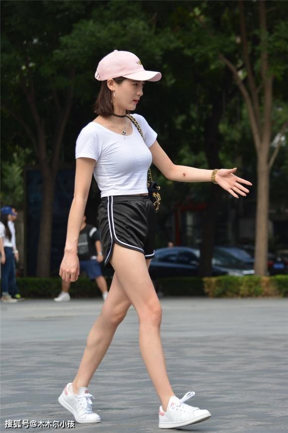 b4aa349d06db48a8a95a914a99d474c0.jpeg
