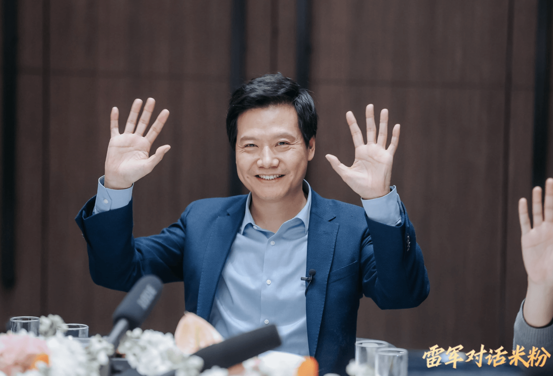 华为短板出现,小米在这一点上完胜!_雷军