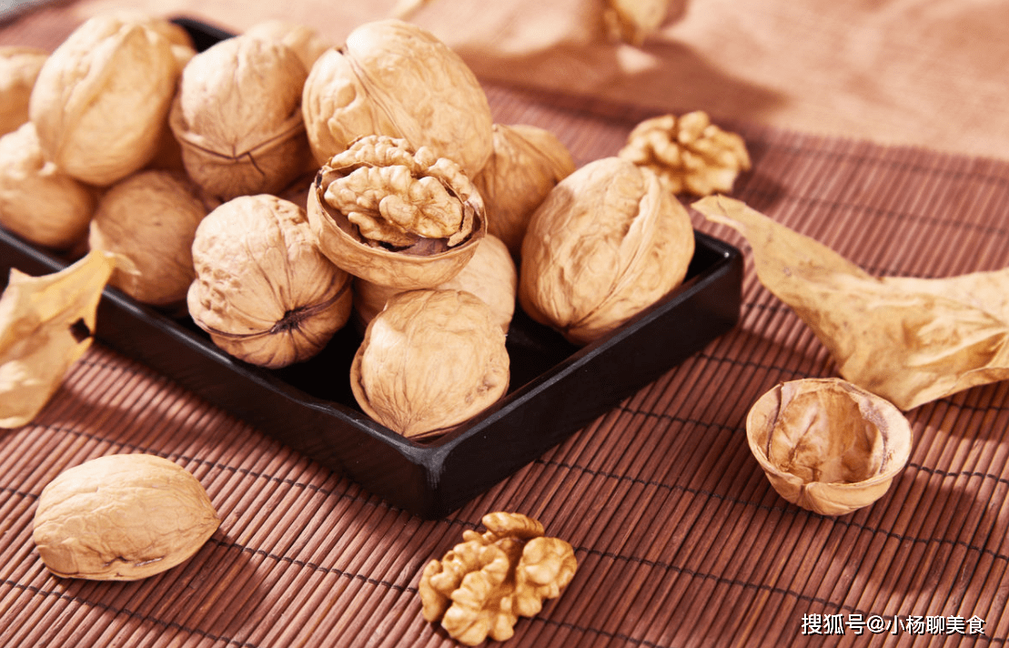 常吃核桃的人,身体不会差,不能与一物同食,却有很多人不清楚