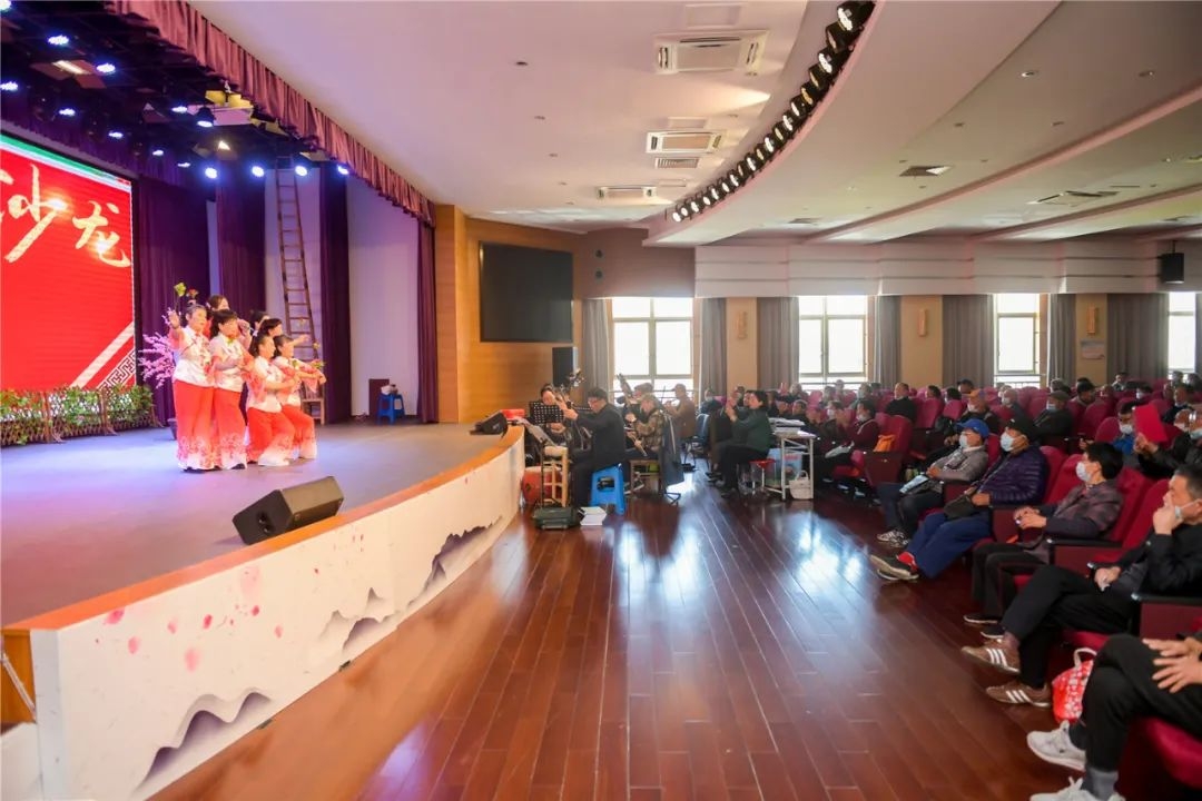 时隔15个月后,这台乡音戏曲沙龙重回舞台