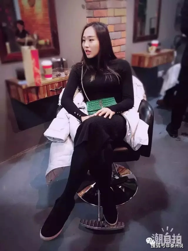 和很多姑娘一样王晓雪是个标准的吃货最爱吃的就是火锅她还做得一手好菜