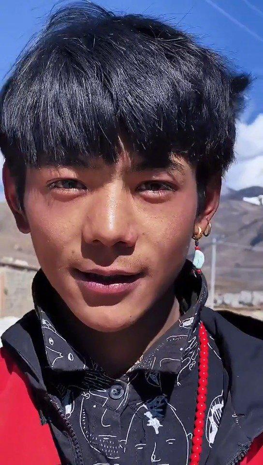 藏族少年丁真即将出道？客串电影《我们的新生活》，你期待吗？