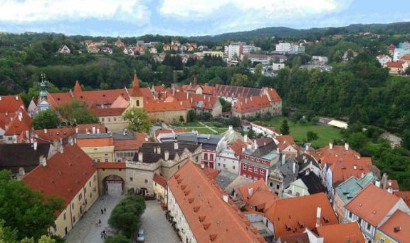 世界上最迷人的小镇之一，私藏在捷克的世界文化遗产！