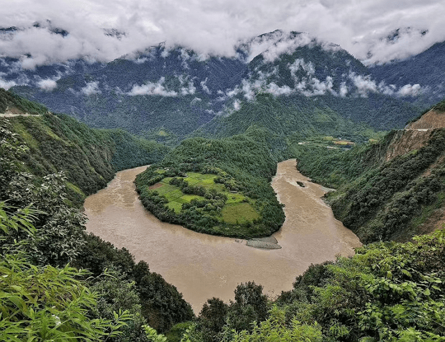 云南的一个小镇，森林覆盖率接近80%，被誉为现代的“世外桃源”