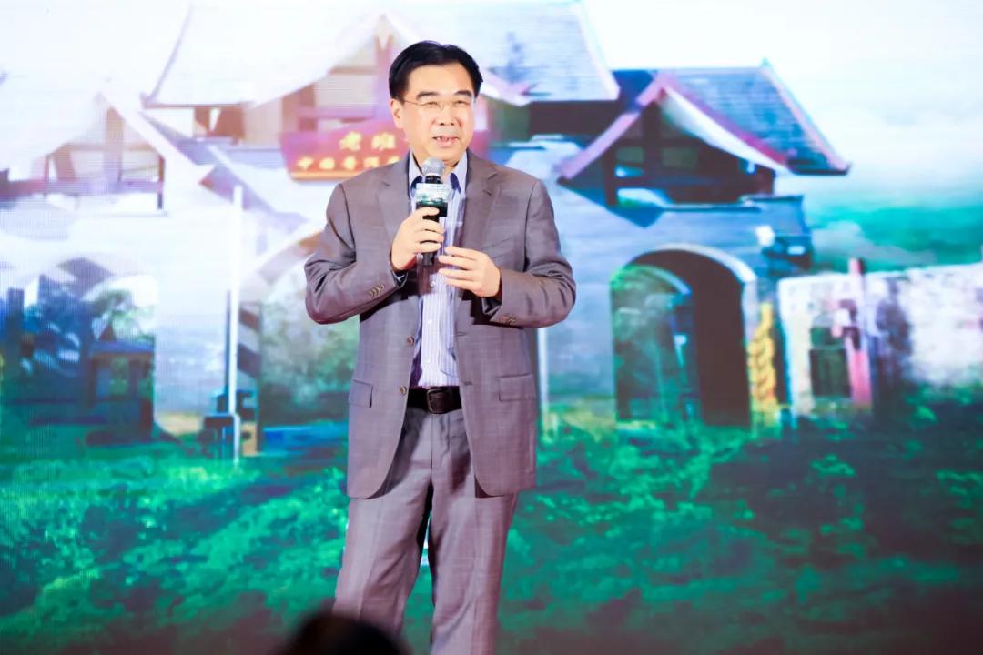 胡润的新宠"普洱茅"