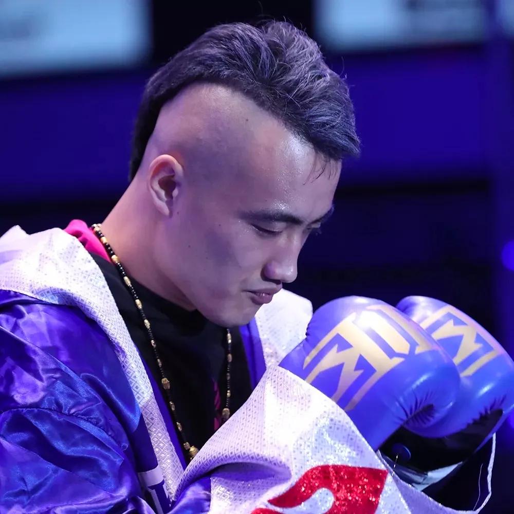 人物| 中国格斗狂蟒,会写诗的格斗高手_薄福凡