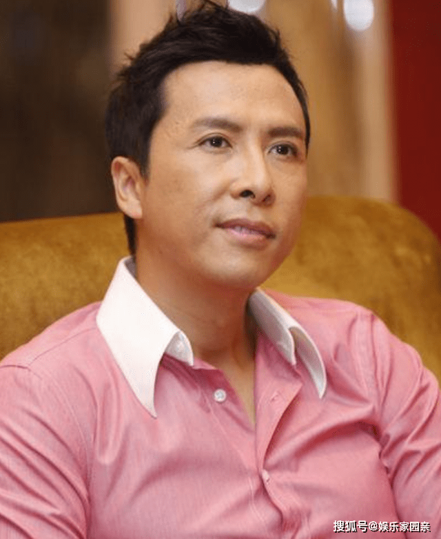 捡垃圾为生后来随着偶像剧兴起,武打明星的未来更加晦暗,孙小明一度