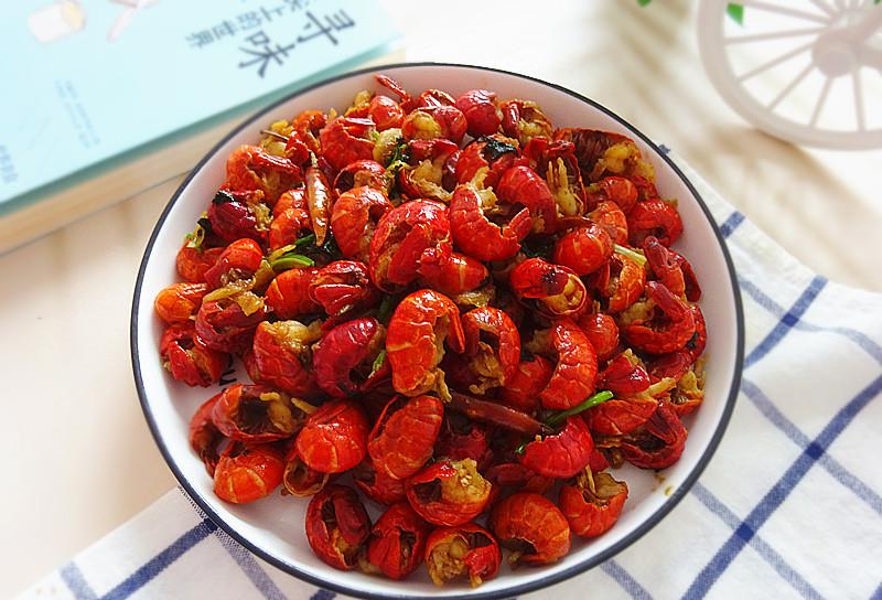 虾尾怎么做不长肉 b1c9638a381a4a958a140094e9686fc5.jpeg