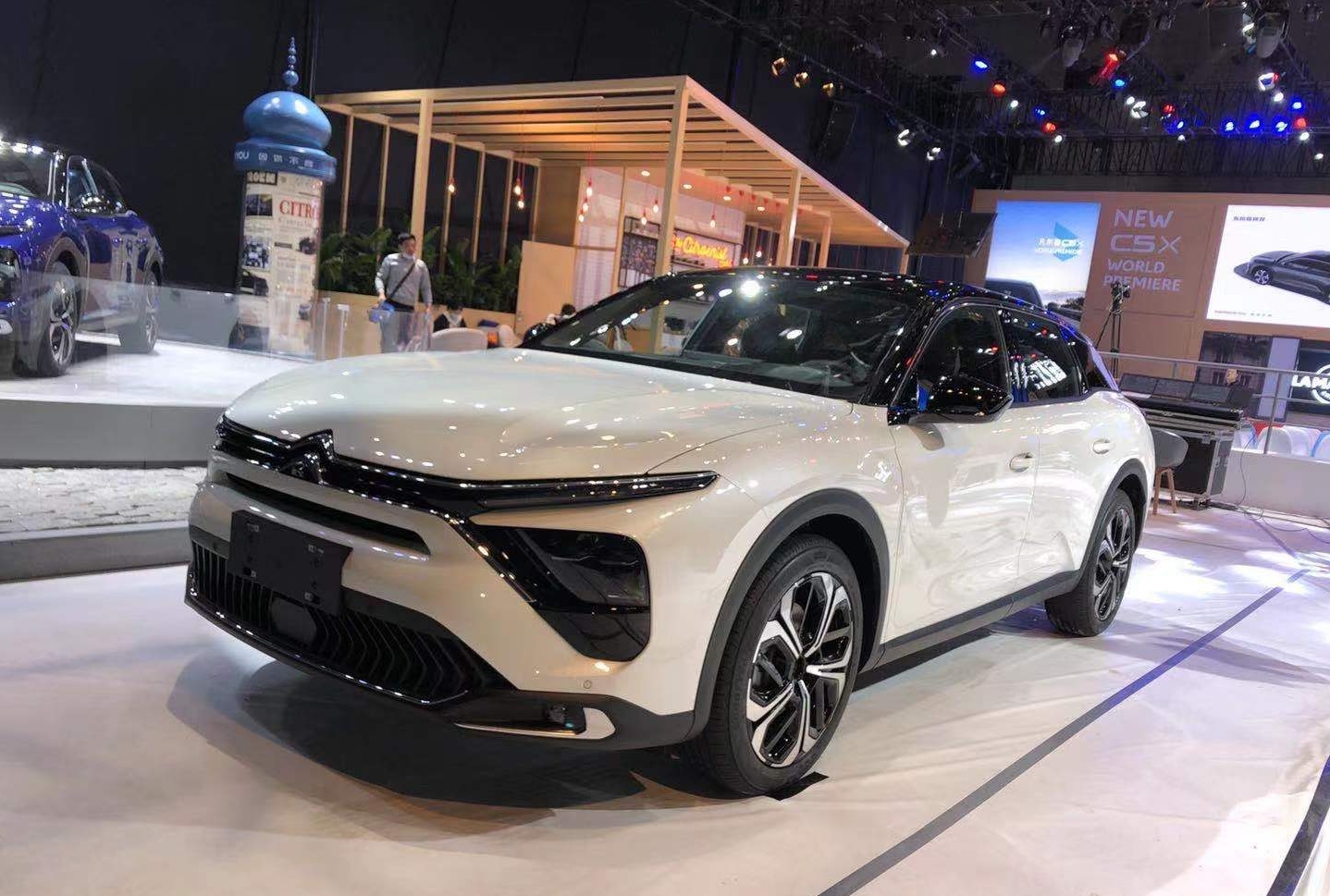 上海车展全新雪铁龙跨界车来了这颜值爆赞