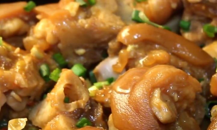 猪脚怎么做才软烂不腻 1c926e0e7d424dd1b0d5c78e0b06aa41.jpeg