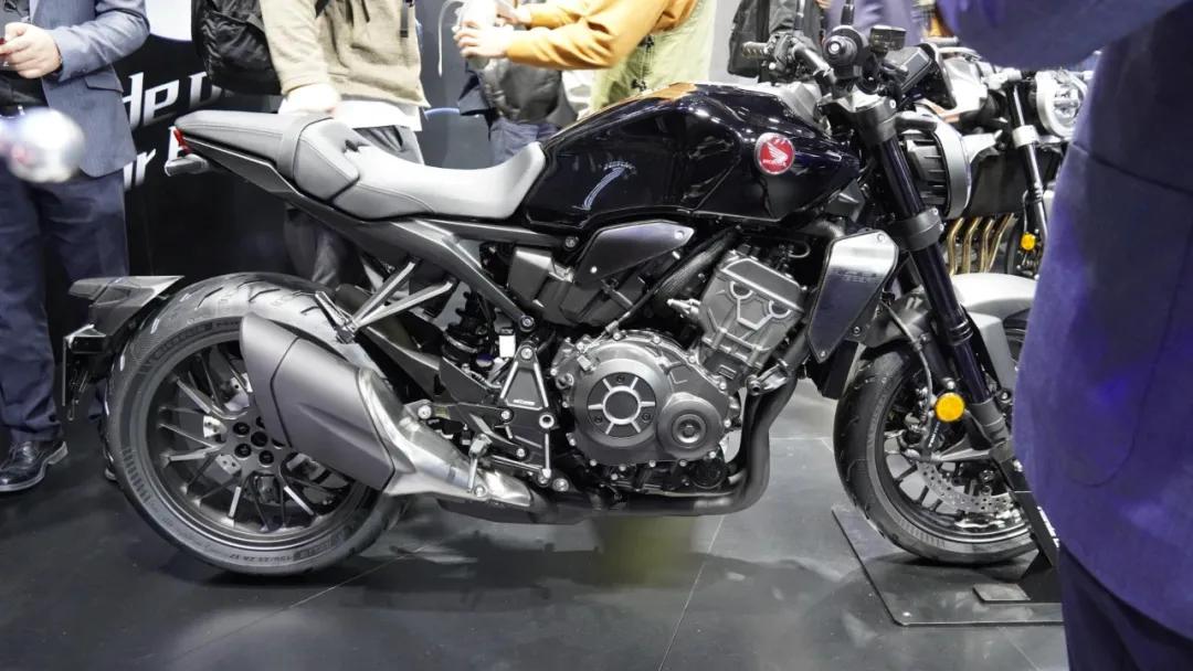 本田cb400x亮相上海车展多款新车国内首发