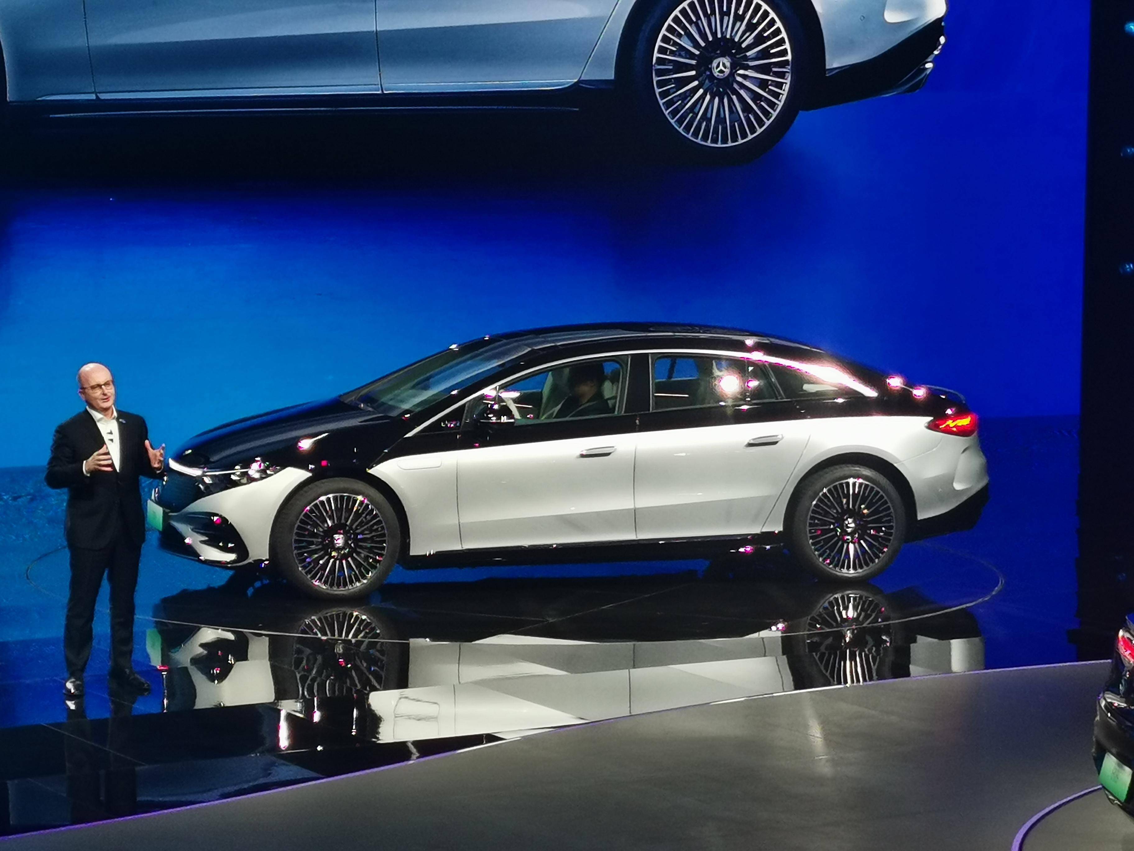 功在当代 利在千秋 梅赛德斯-eq之夜展现"2039愿景"_奔驰