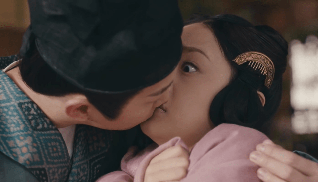 年前和许凯搭戏被吐槽颜值低,1年后出演《骊歌行》,凭配角圈粉_吴佳怡