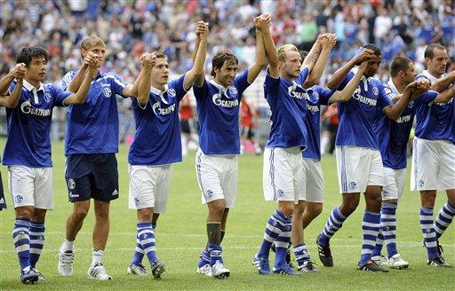 蒿俊闵前东家降级 30轮13分成五大联赛最烂队_沙尔克