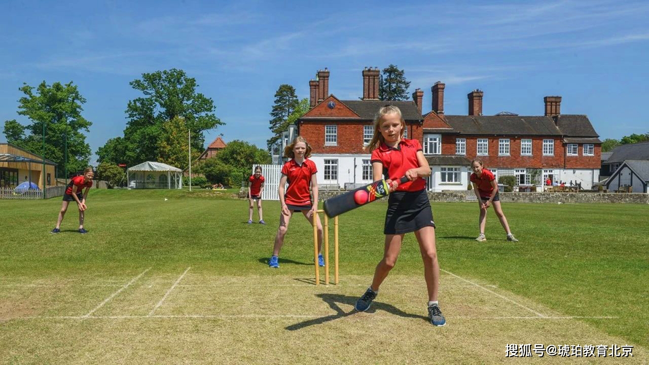 体校排名_体校少年跳水训练图片(3)