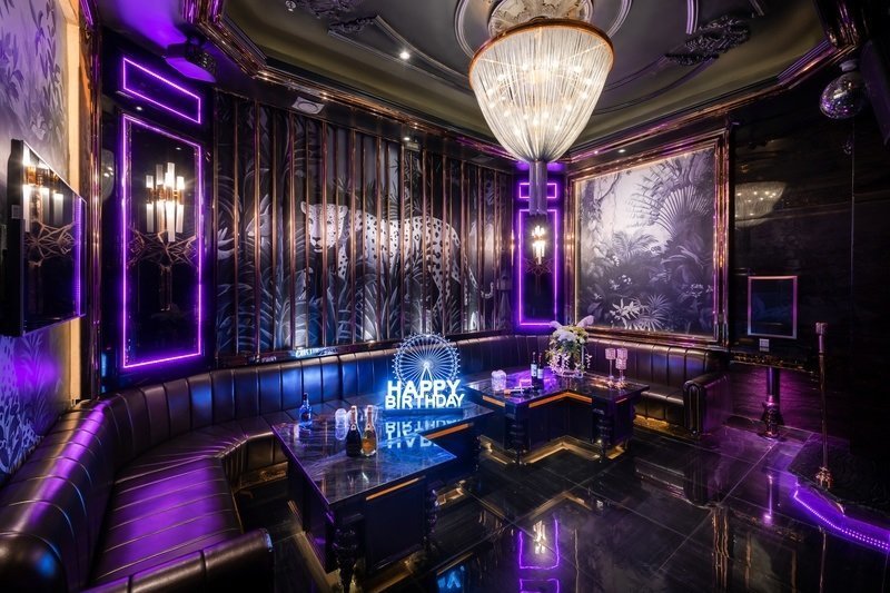 ktv过道如何设计黑卡设计