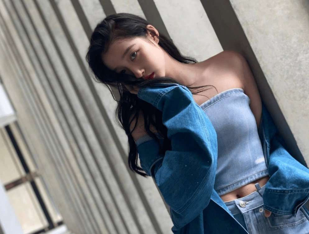 关晓彤为鹿晗庆生又被嘲ins甩图换头像回怼方式很正宫