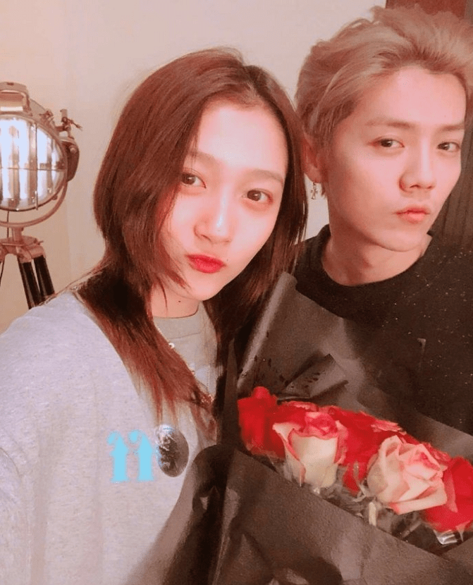 太甜了 关晓彤连续4年为鹿晗庆生 每年 卡点 均有独特含义 送祝福