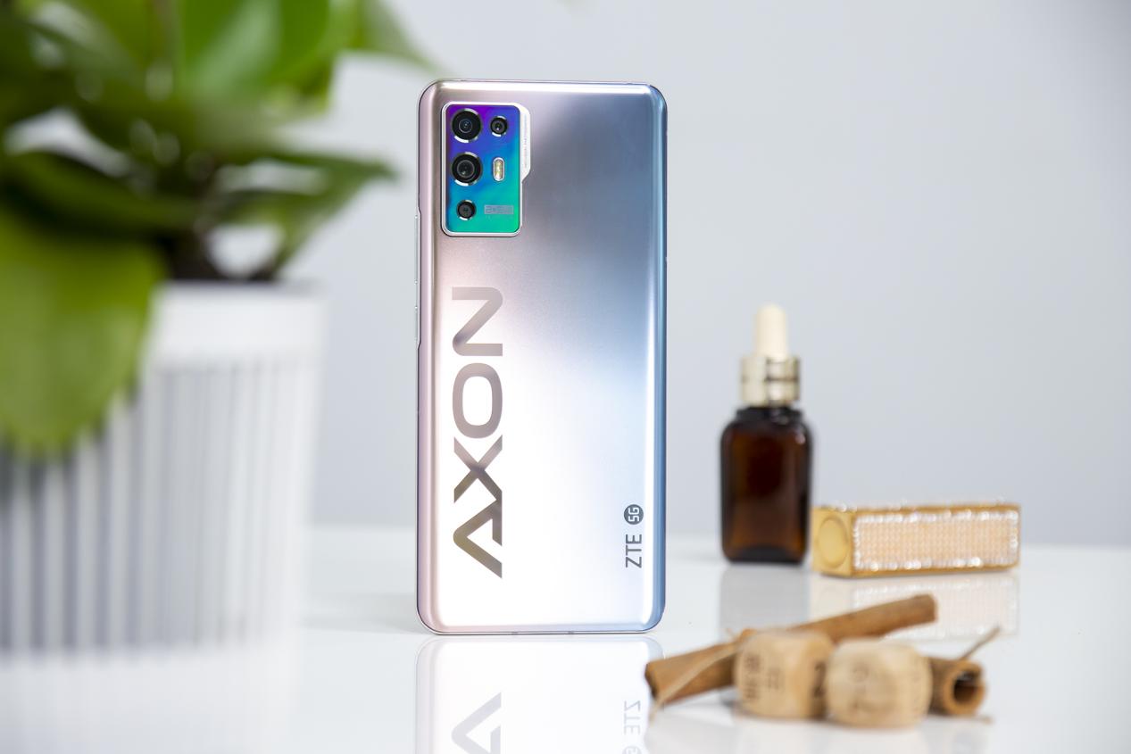 方面|3500预算换新手机？当然买顶配中兴Axon 30 Pro