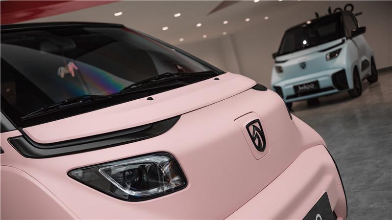 南宁全车贴膜xpel隐形车衣woo宝骏 e200 消光康奶昔粉可爱萌系_搜狐