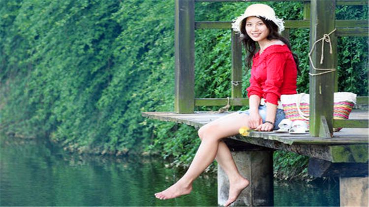 中国有名的美女 008889f86e90433d8c2adf4159667de1.jpeg