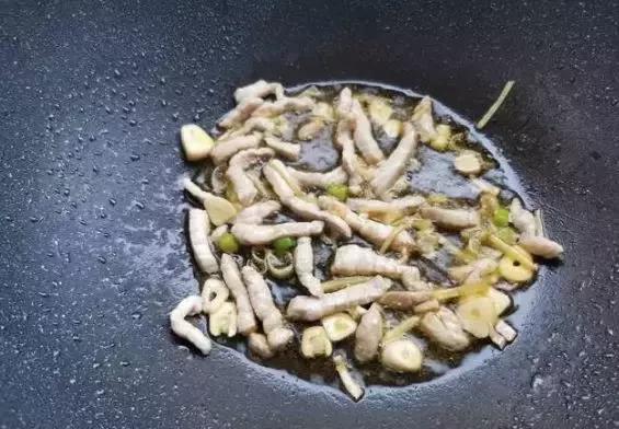 粉条怎么泡才可以直接食用 a0c7d631d6b944b5b2bc5c4eadd8454c.jpeg