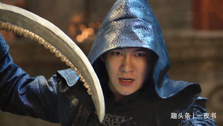 斗罗大陆电视剧特效太燃唐昊一锤败比比东大号昊天锤果然厉害