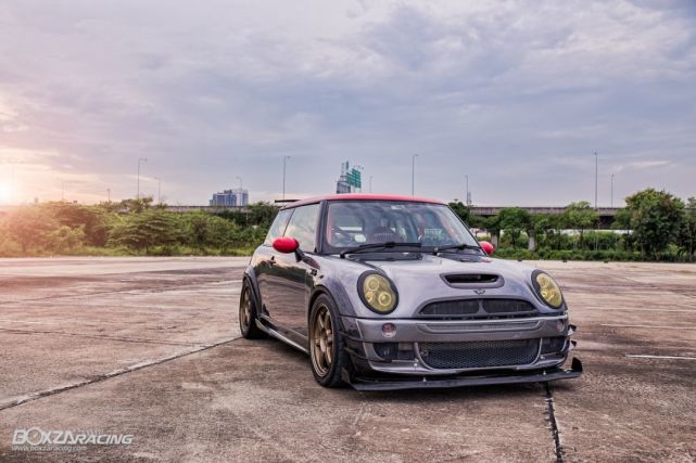 宝马mini这样改性能范十足