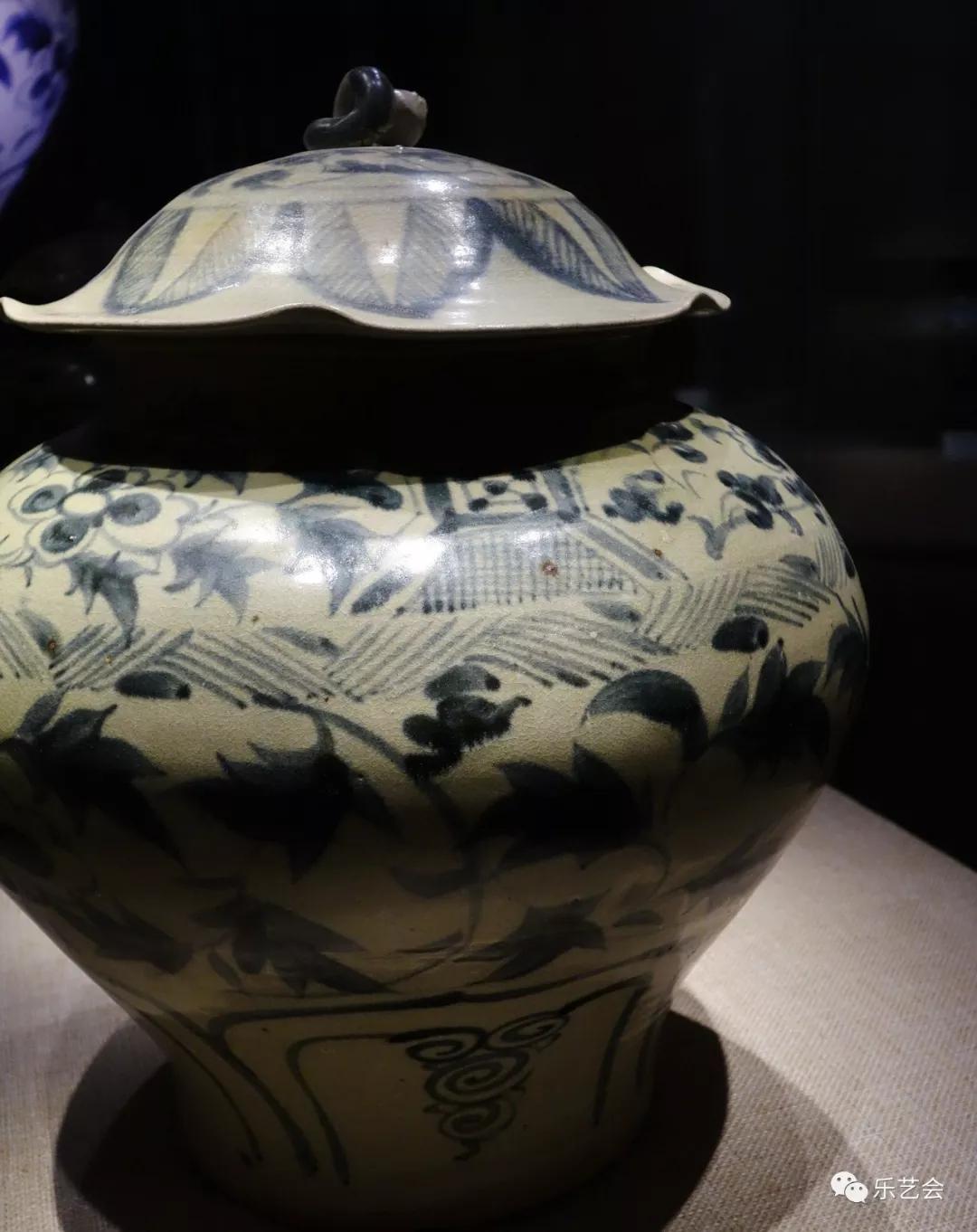 青花独秀《寻陶问瓷:深圳博物馆藏历代陶瓷藏品展》